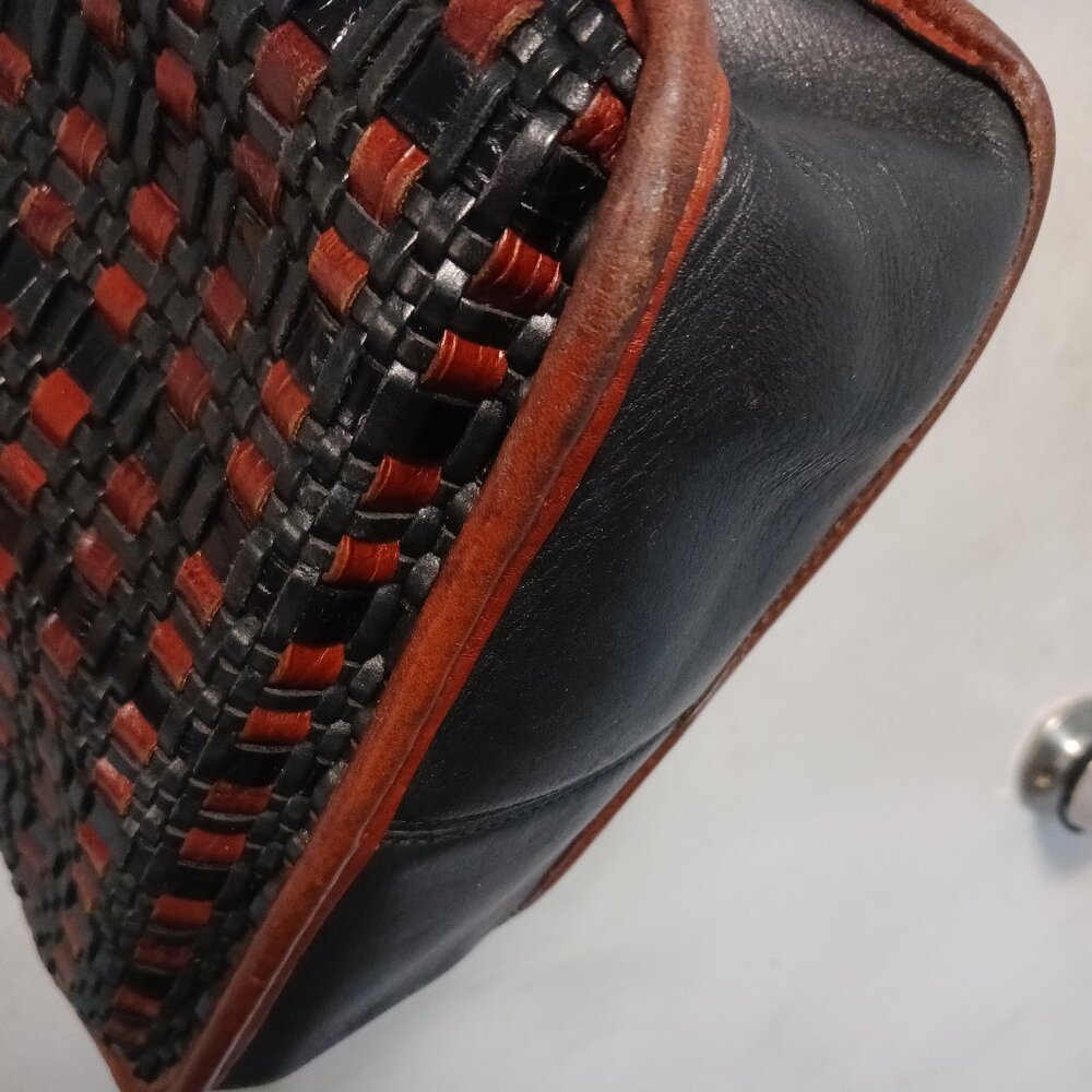 Brighton Leather Crossbody❤️ - Picture 5 of 11